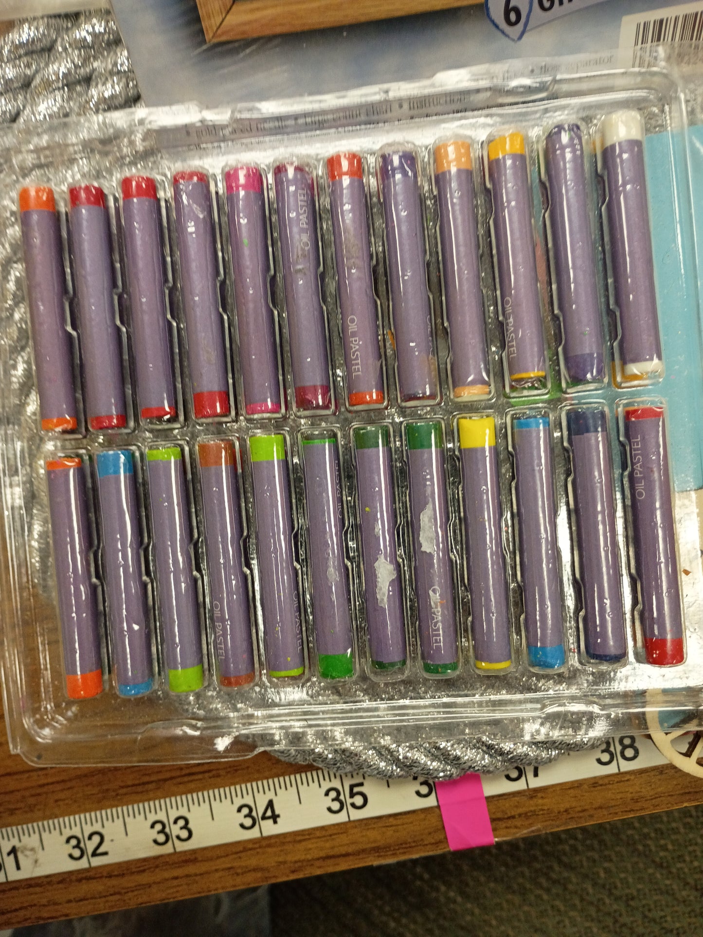Oil pastel crayons