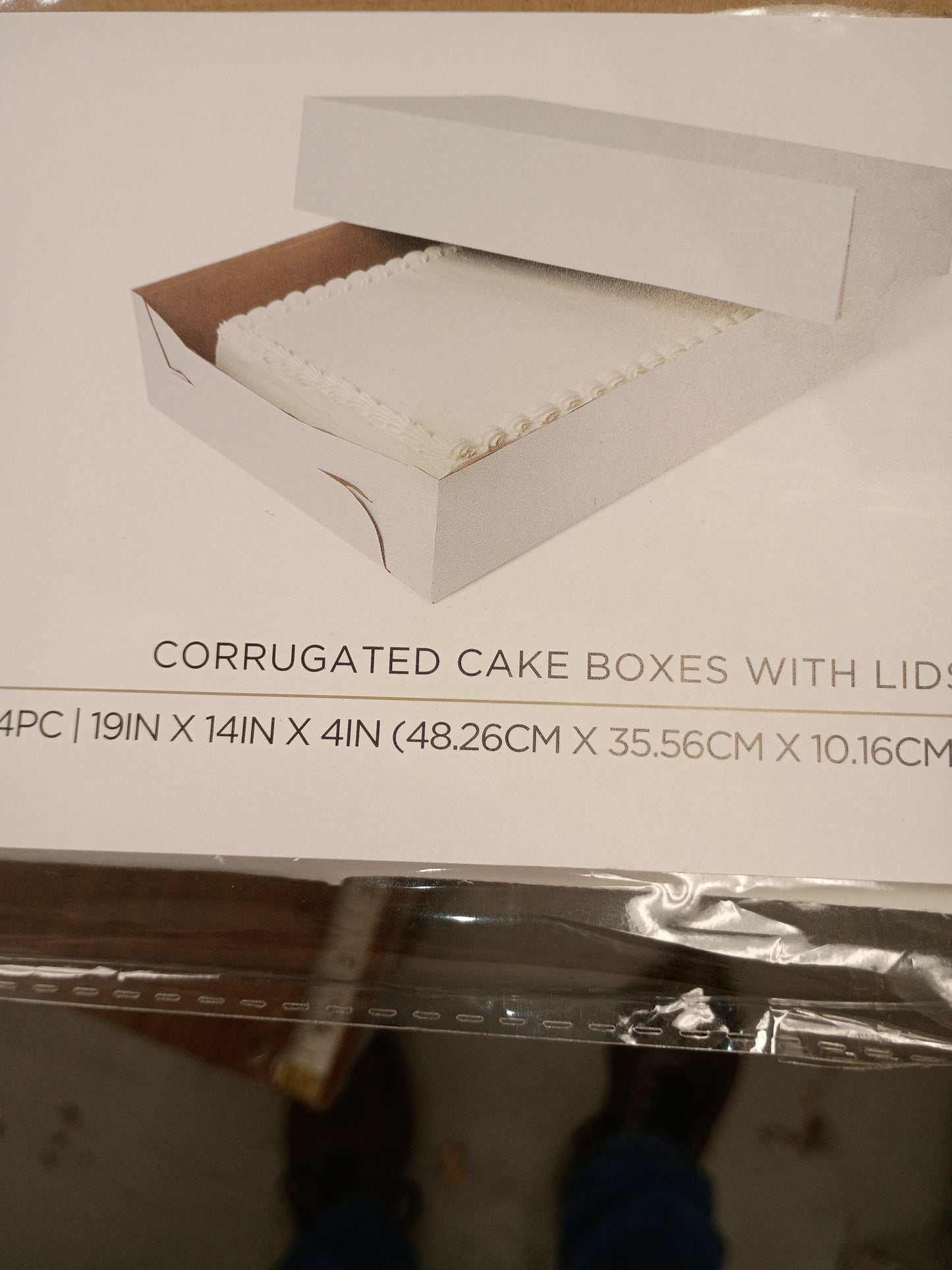 1)Cake boxes 19inX14inX4in