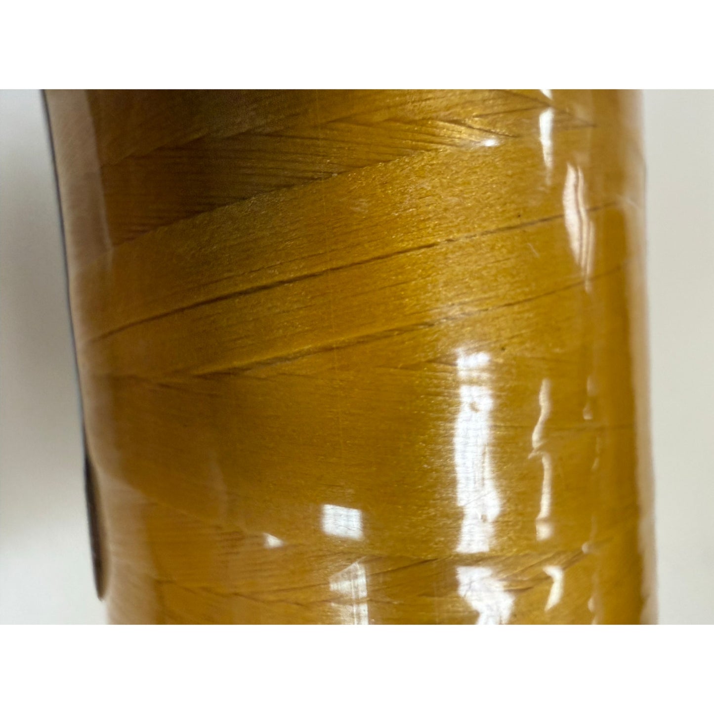 Gutermann Bulky Nylon Thread – 1970/Toupaz 1000m