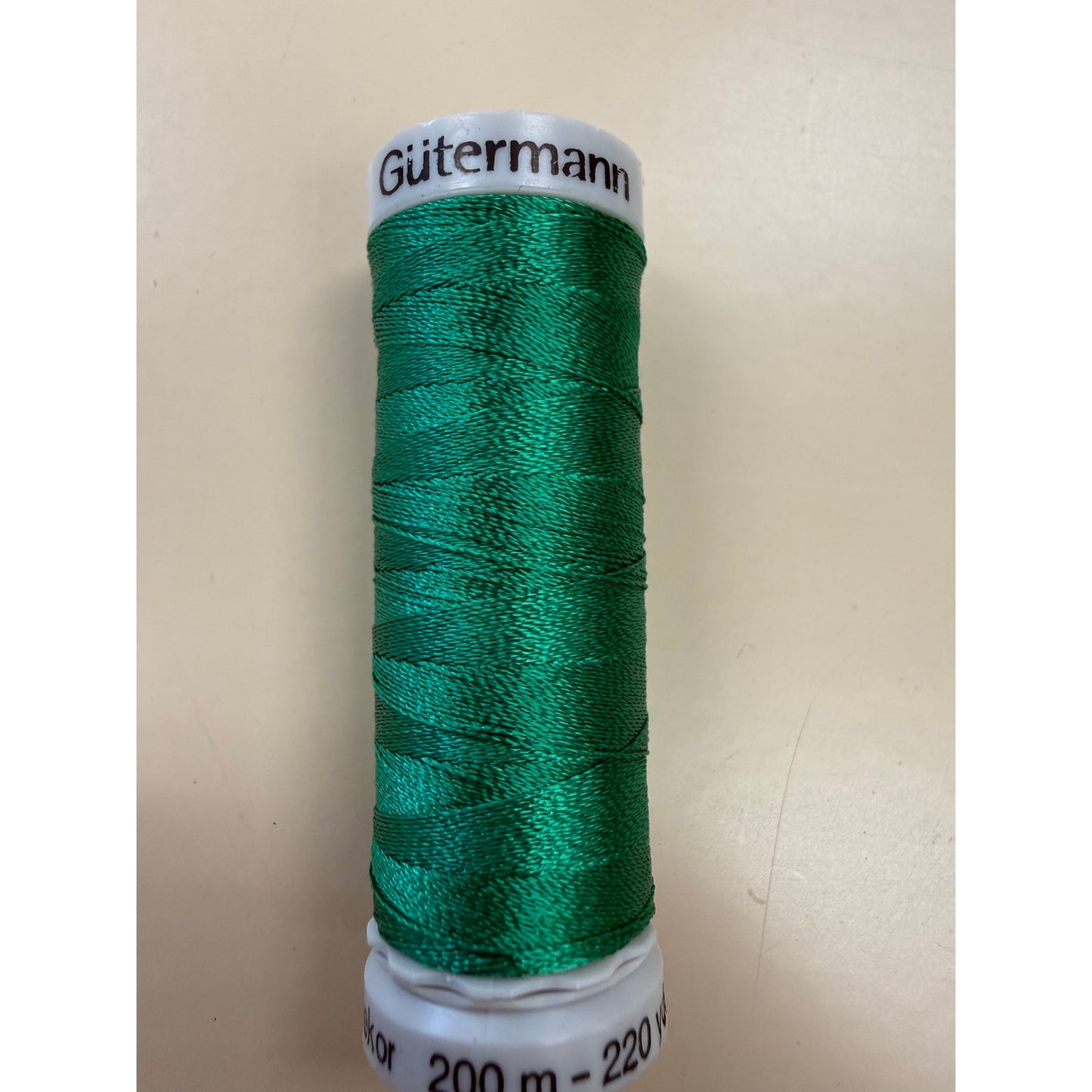 Gutermann Embroidery Thread – 8246/ Bright Green