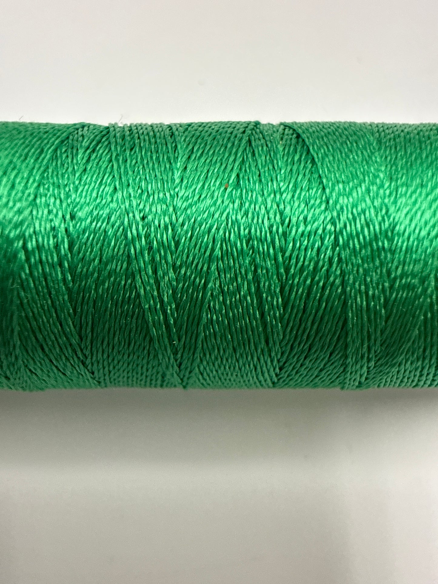 Gutermann Embroidery Thread –8275/Medium Green
