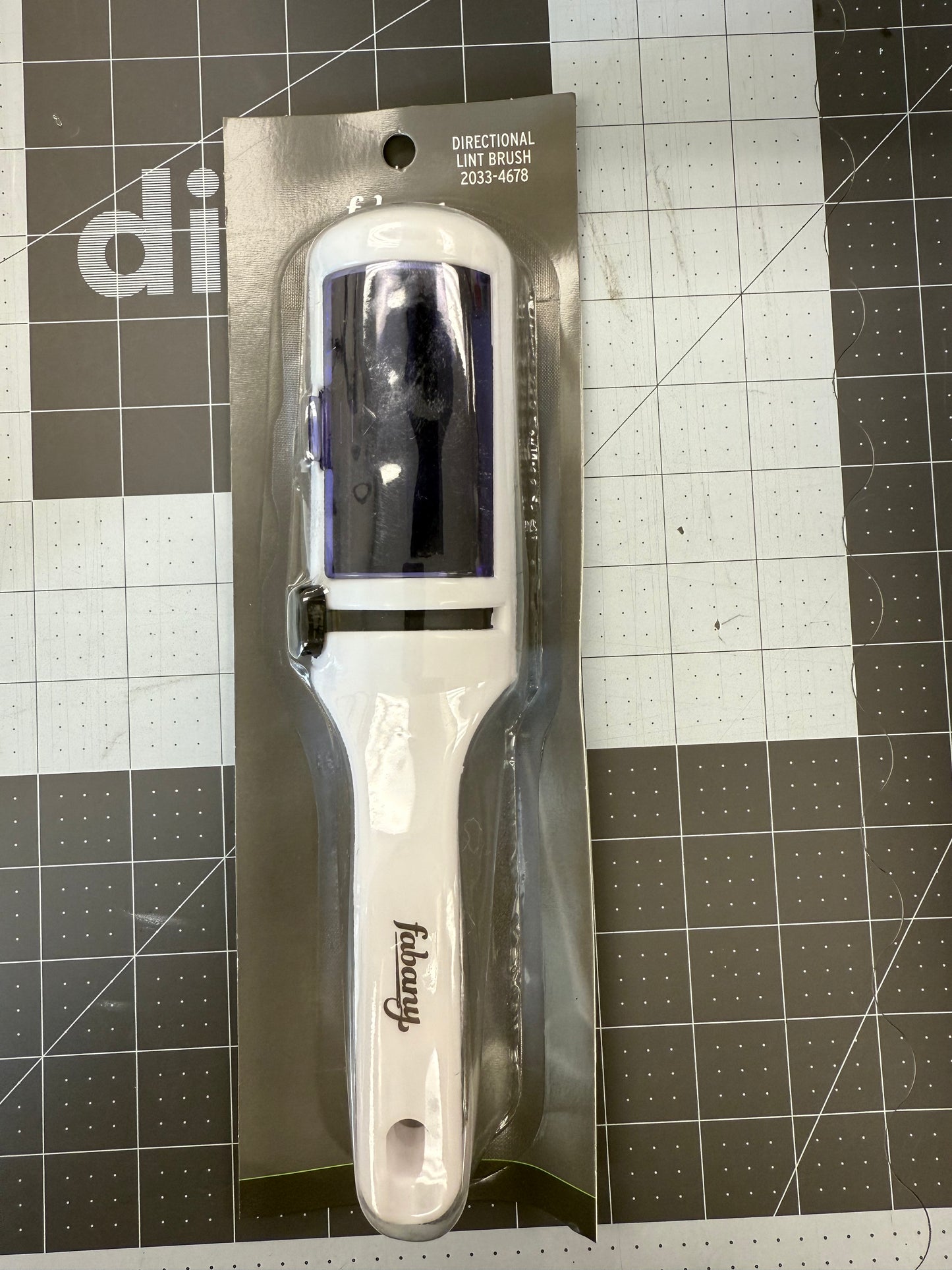 Directional Reusable Lint Brush