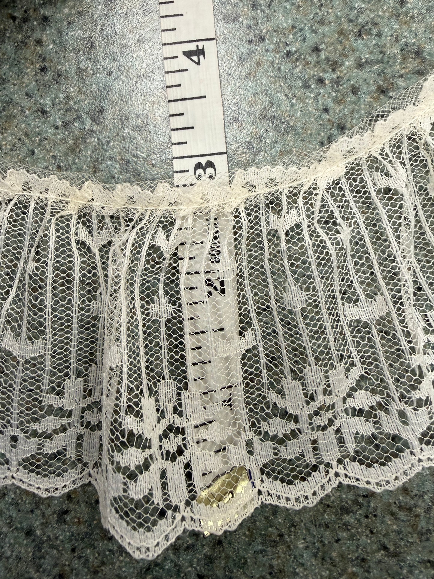 Ruffled Gathered Lace 2 1/2"-4"