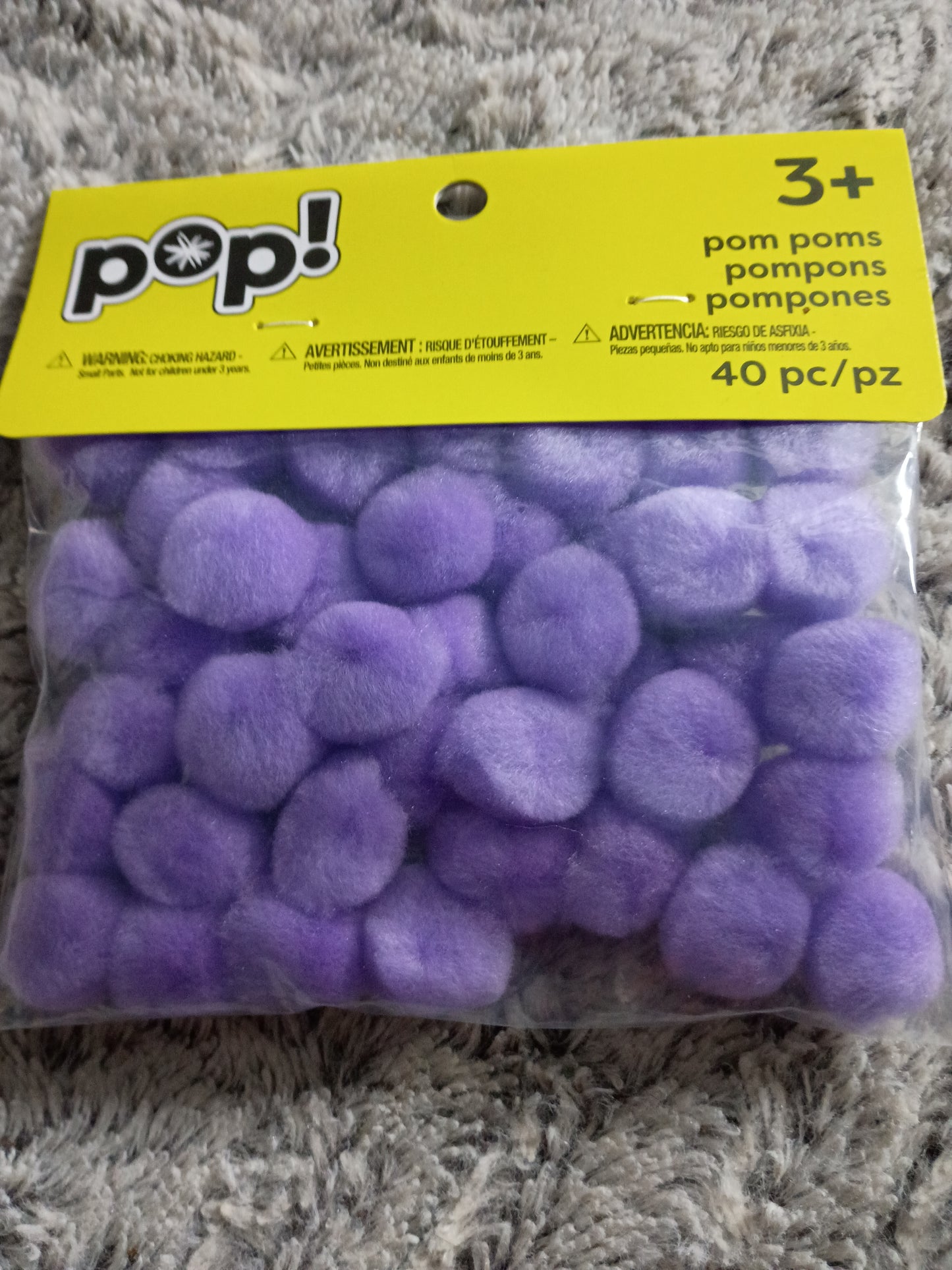 Lavender 1" pom poms